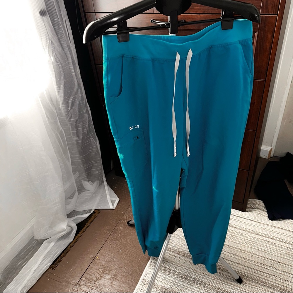 Wear figs extreme blue zamora scrub pants